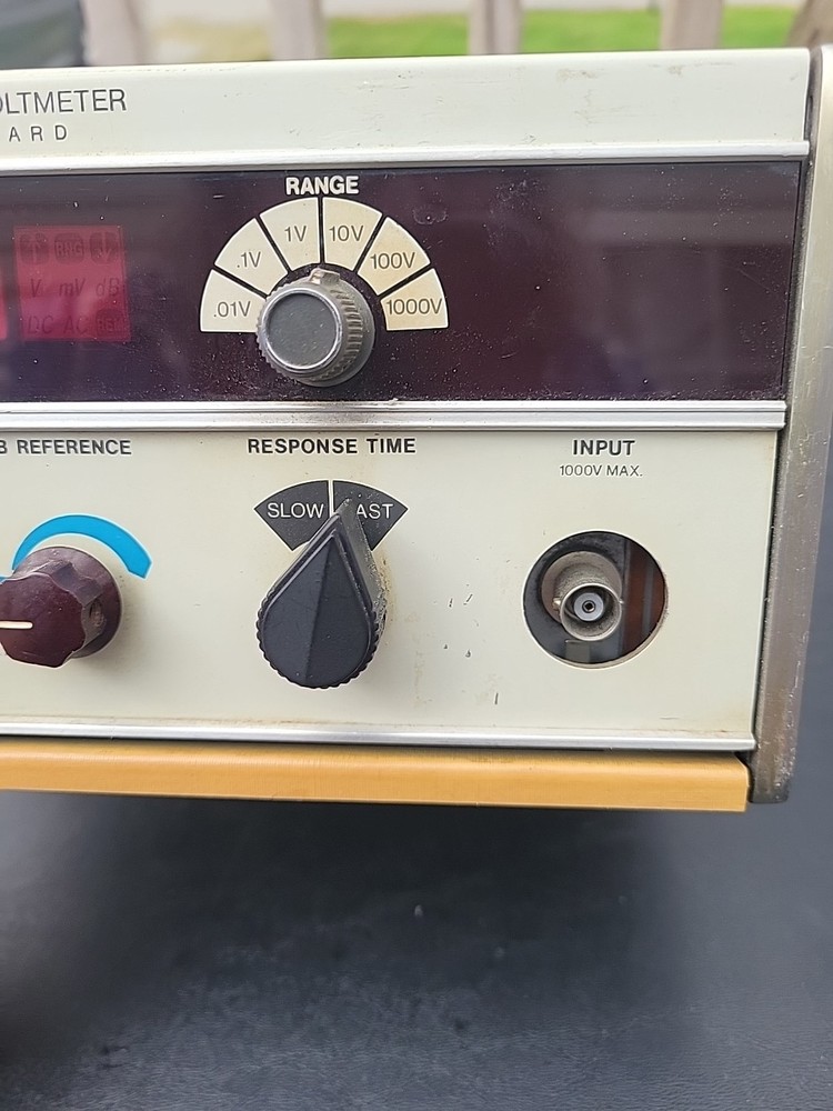 Hp 3403A True RMSZ Voltmeter Powers On