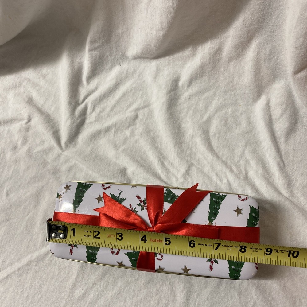 Christmas Tin with Ribbon Holiday