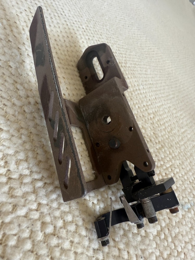 Vintage Dual Slab Archery Overdraw Rest