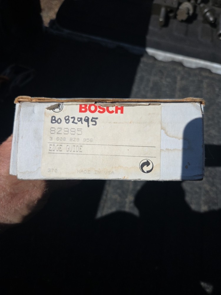Bosch Router Edge Guide 82995 for 1604Wood working tool accessory box find