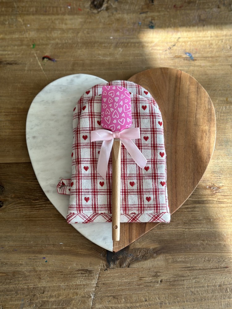 Assorted gift kit with different brands. Perfect for differente occasions.