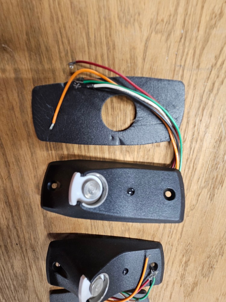 Surface mount outdoor Tag Reader w/ LED ibutton Qty 2