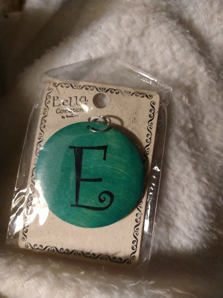 monogram intial necklaces pendants/ keychain tag Letter E