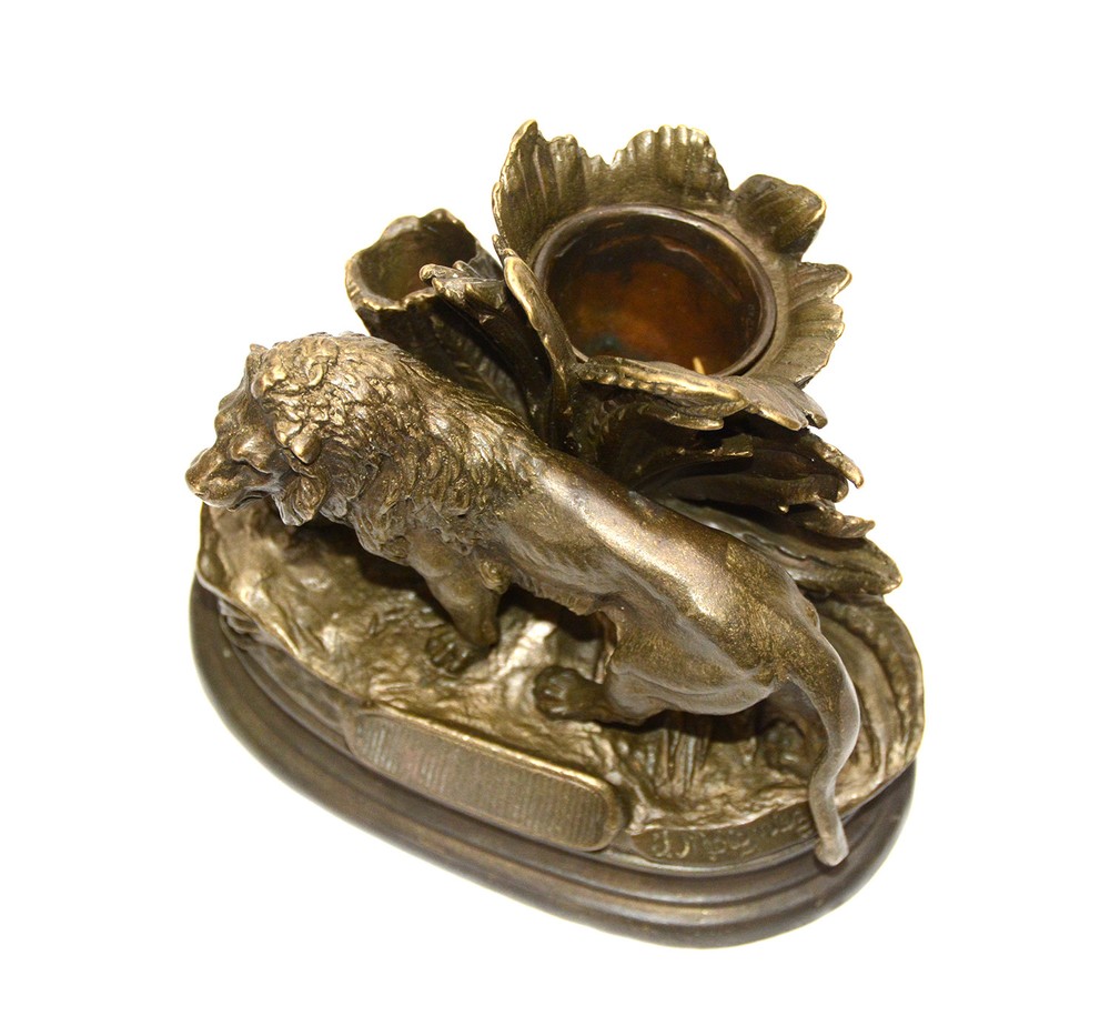 Heavy Bronze African Lion Figure Match Holder
