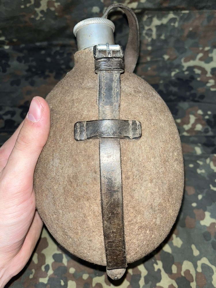 WW2 German Uniform M31 Canteen & Cup Marked TSR 40