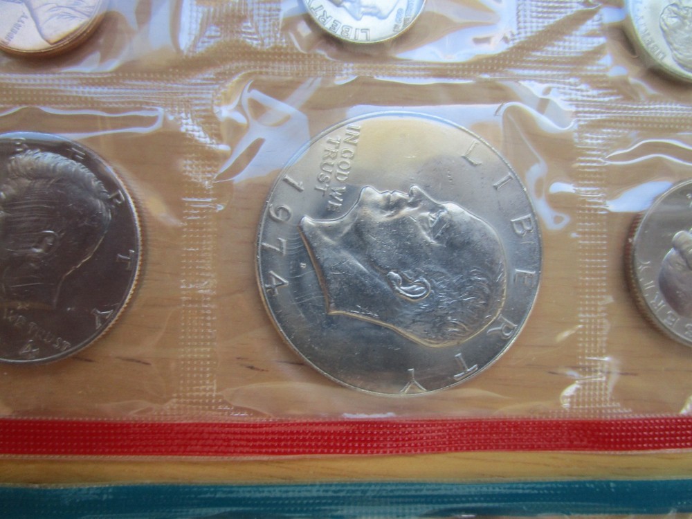 1974 P/D/S US Mint Set Uncirculated in OGP Envelope