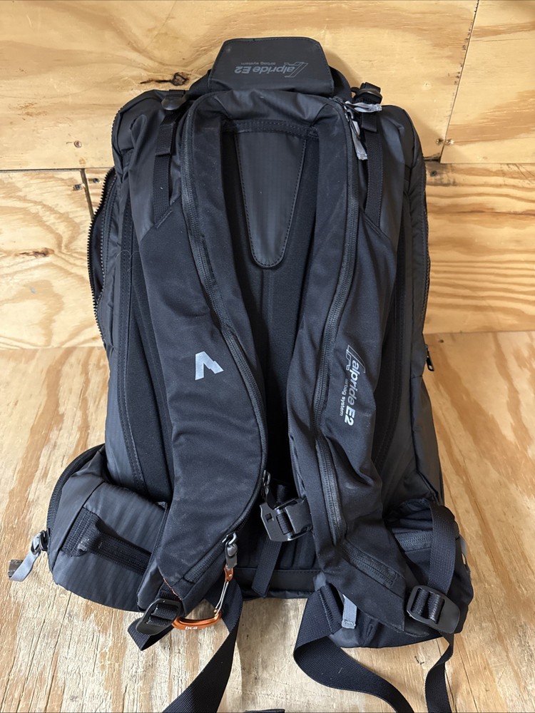 BCA Float E2-25 E2 Airbag System Backpack - Black/Orange S/M Torso