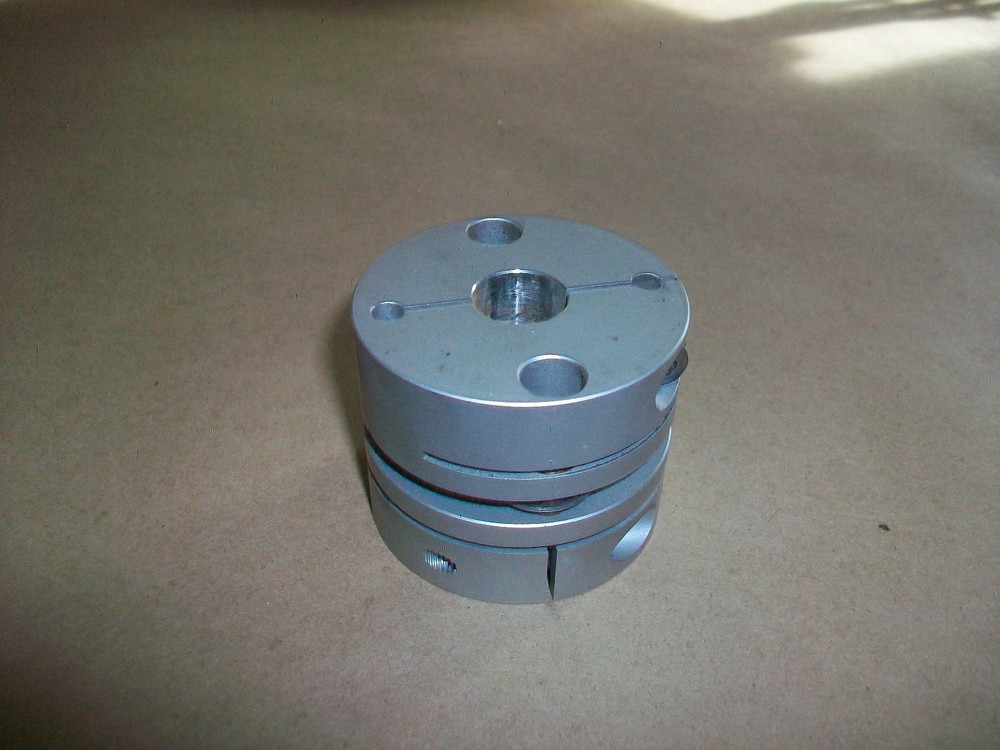 Flexible Motor Shaft Coupler 5/8" X 1/2"