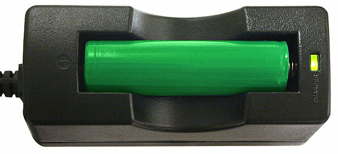 BigBlue PC-AL2000XWP-TC Black Molly IV Video/Dive Light w/Hard Case