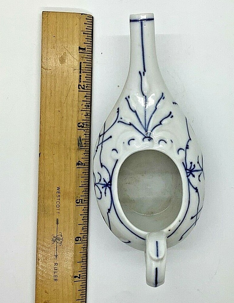 Vintage Small Porcelain Invalid Feeder - Blue Onion Pattern (472)