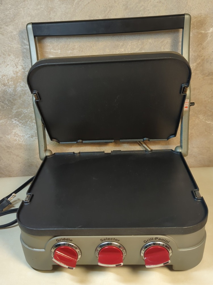 Cuisinart GR-4NP Electric Indoor Grill Griddler Panini Press Red Knobs Scratches