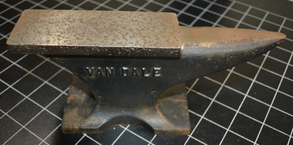 VAN DALE - FLEMING MFG. - HOBBY ANVIL - 9 1/3#