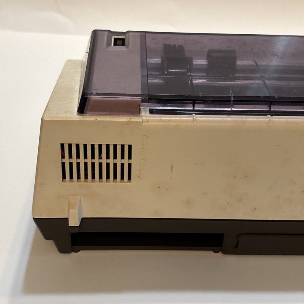 VTG Commodore VIC-1525 Graphic Printer Powers On PREOWNED NO BOX