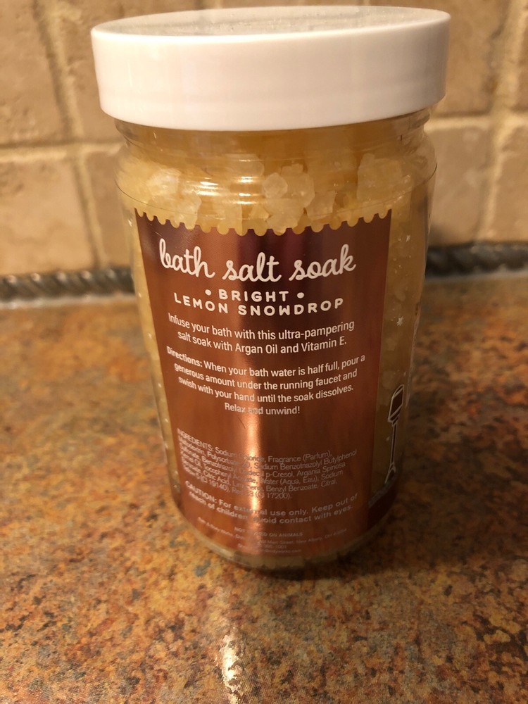 Bath & Body Works Bright Lemon Snowdrop Bath Salt Soak 8 oz New