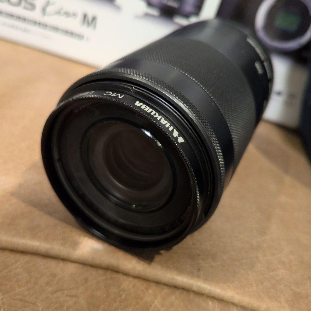 Canon EOS Kiss M 874082