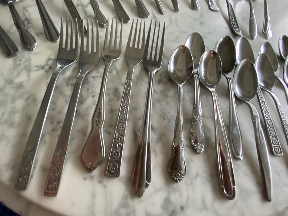 Craft Lot stainless vintage flatware Granada Imperial Oneida Ecko 31 pieces