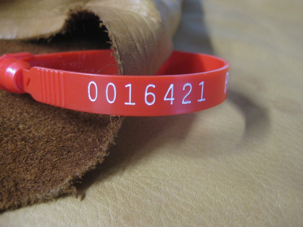 Cow Leather # 0016421 Row75