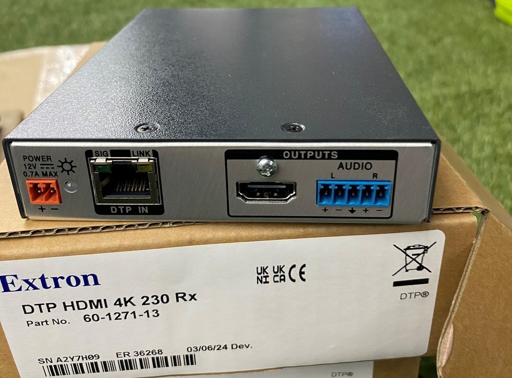 Extron DTP Distribution Amplifier and DTP Receivers