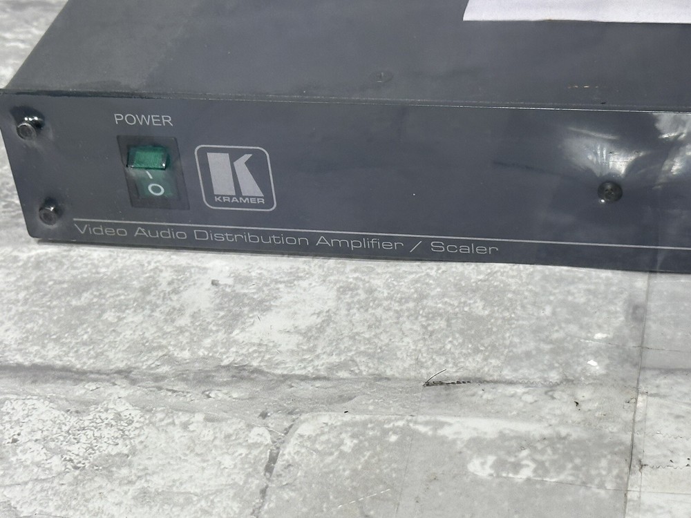 Kramer Vídeo Audio Distribution Amplifier 00-VM - 5DS