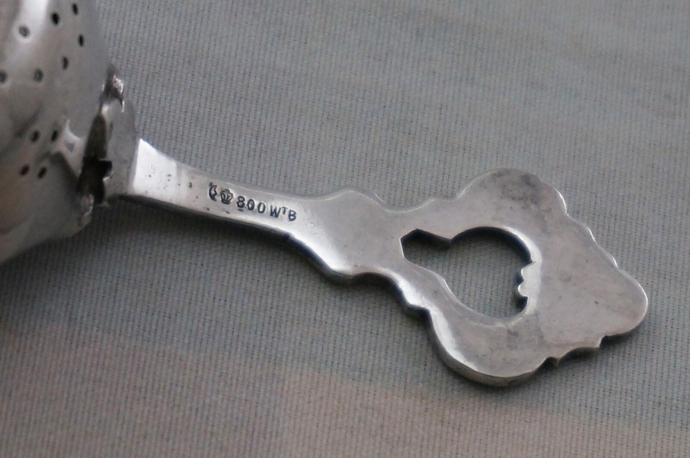Wilhelm T. Binder WTB 800 Silver TEA STRAINER - Germany