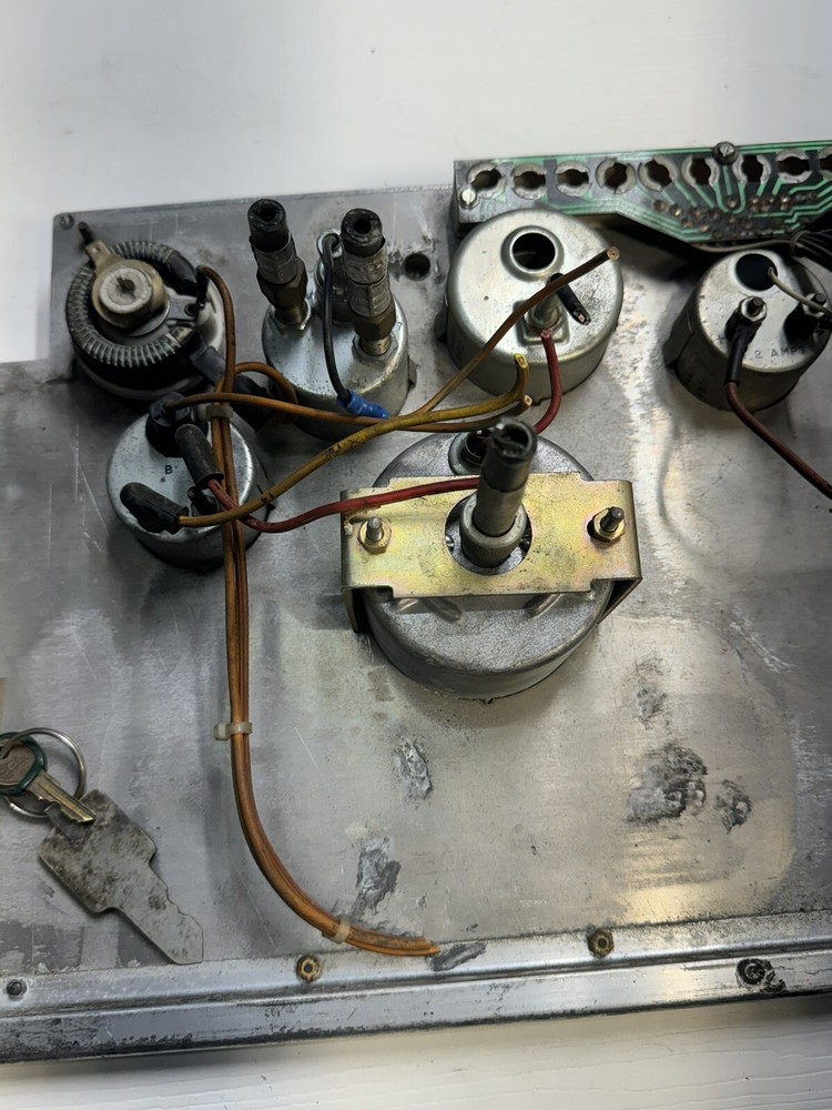 1981 Peterbilt 362 Cabover Instrumental Cluster Dash