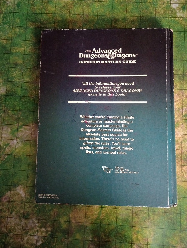 Advanced Dungeons & Dragons Dungeon Masters Guide Revised Edition Dec 1979 TSR