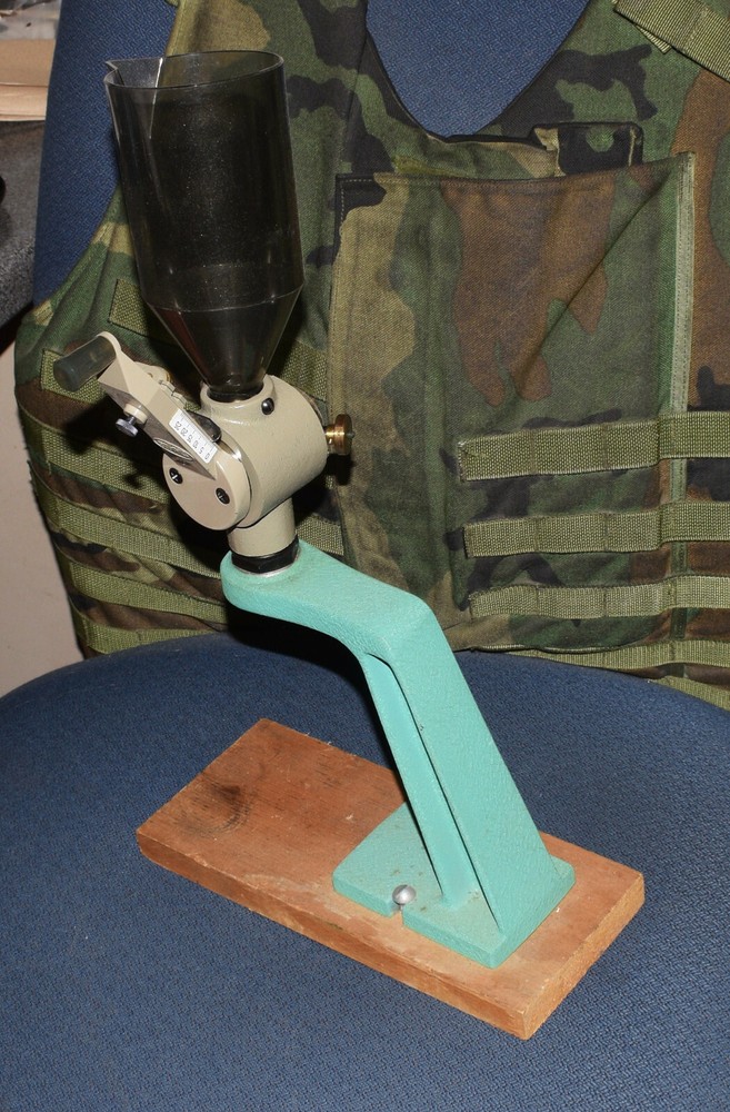 RCBS POWDER MEASURING STAND