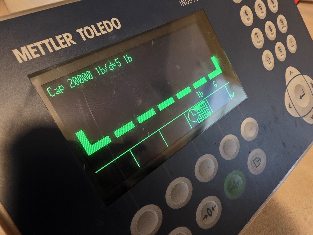 Mettler Toledo IND570