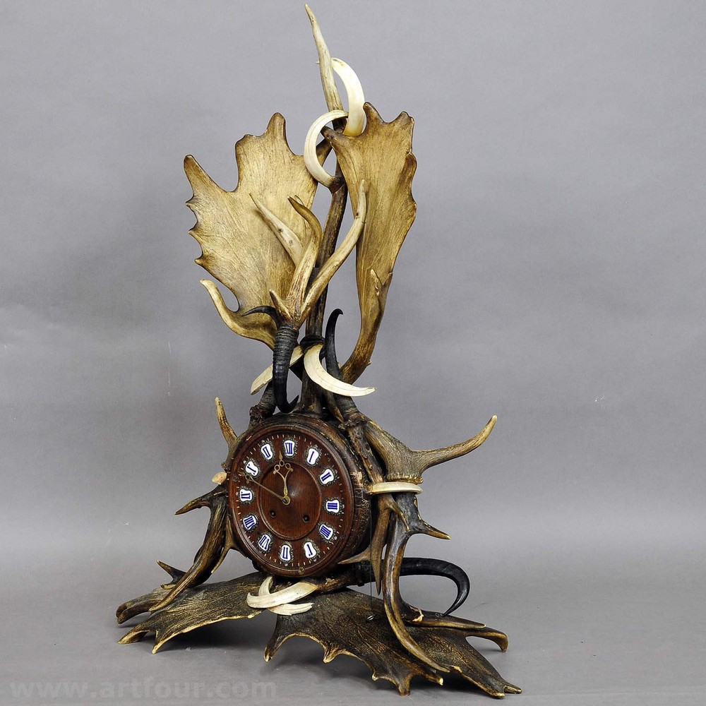 Great Lodge Style Antler Mantel Clock 1900