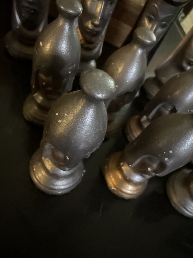 VTG Ceramic Medieval Chess Piece Set Silver Gold DEFECTS & 1 PC BROKEN mcf