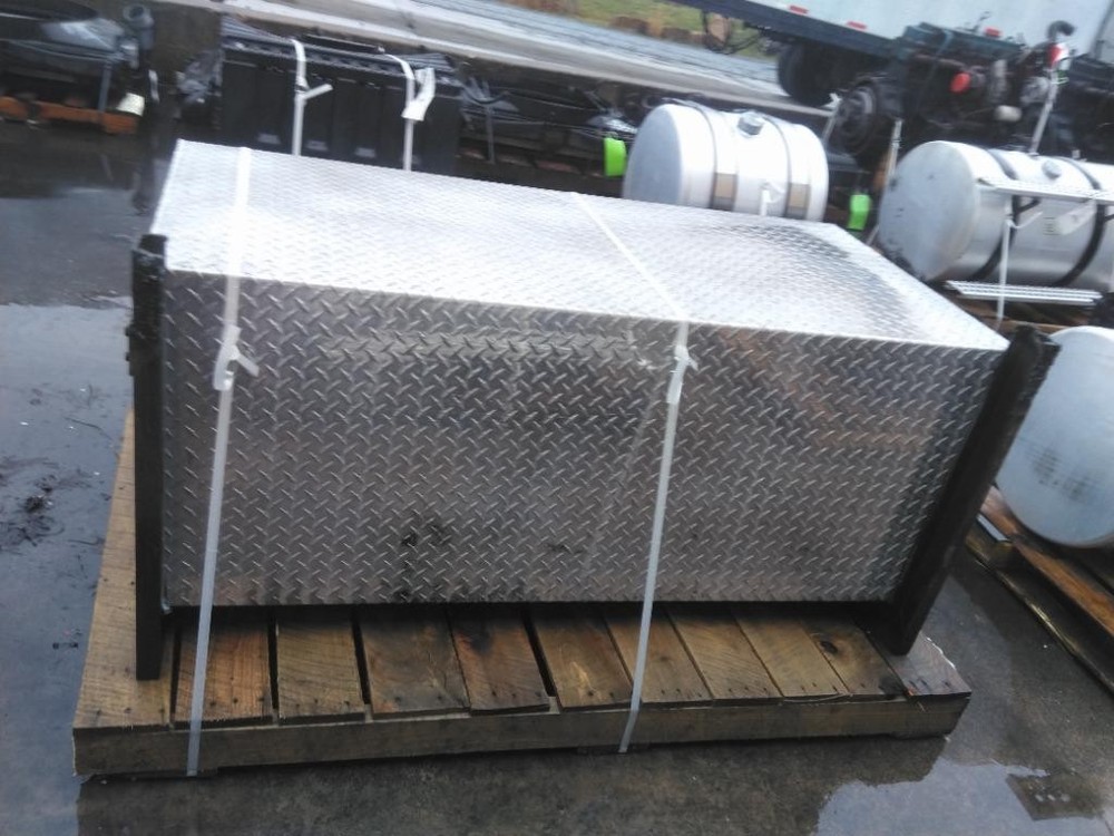 Replaces 2014 FREIGHTLINER M2 106 TOOL BOX , MD
