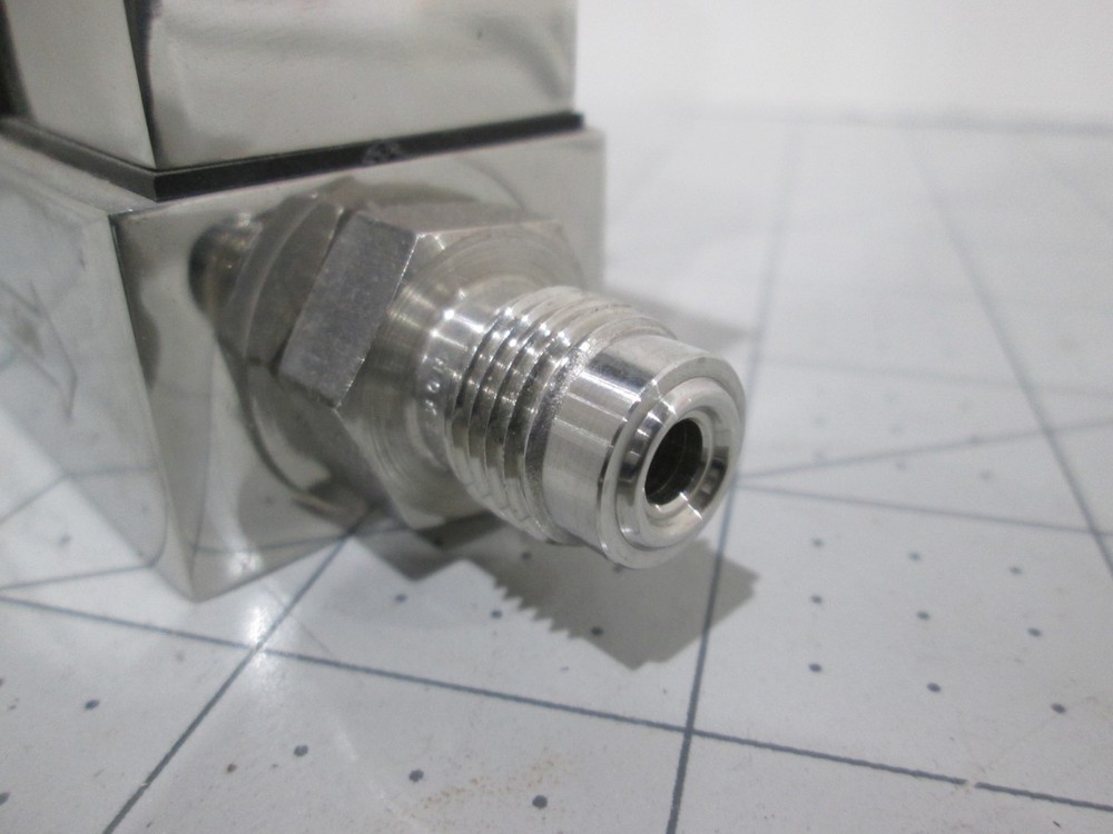 Unit, UFC-1000, Mass Flow Controller, NH3, 500 SCCM, Used