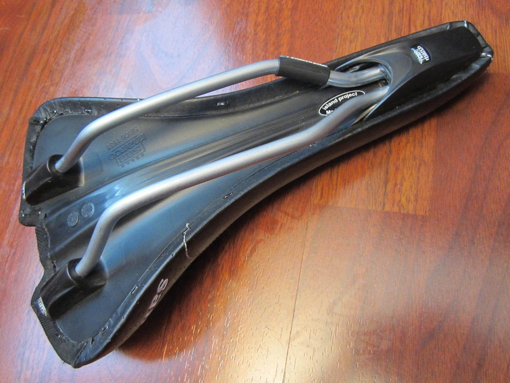 SAN MARCO PERFORATED SADDLE