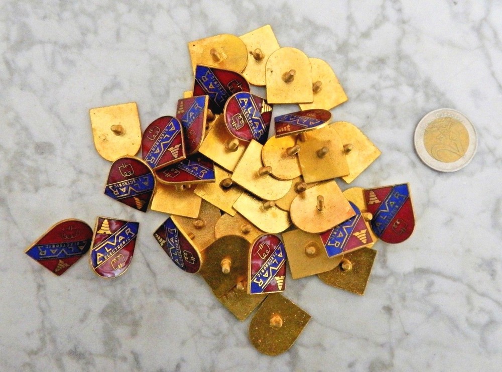 37 ENAMEL BADGES