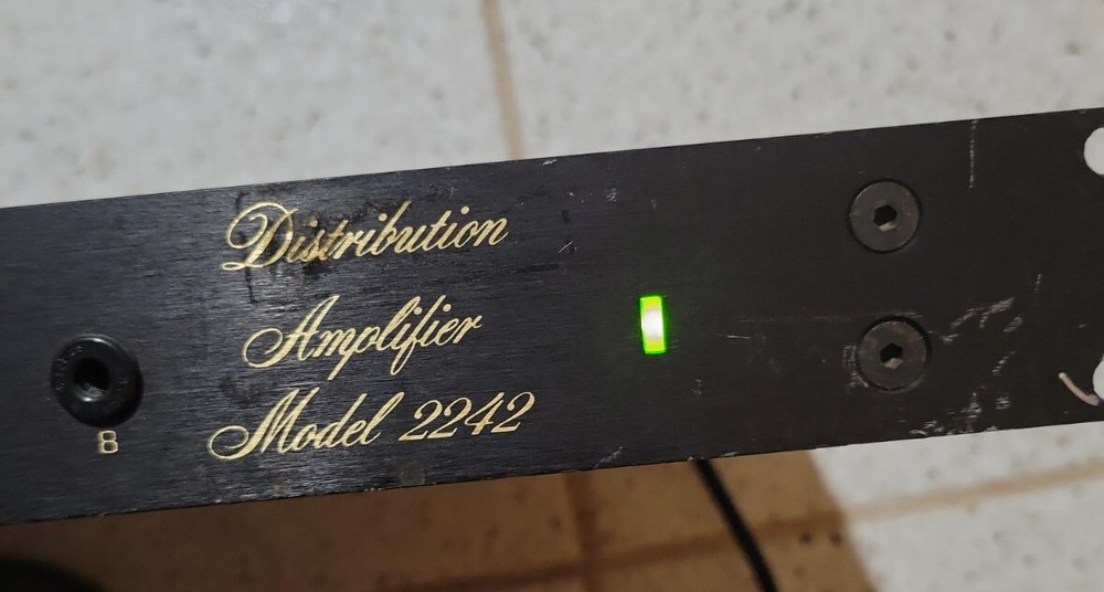 BGW 2242 Distribution Amplifier - Untested