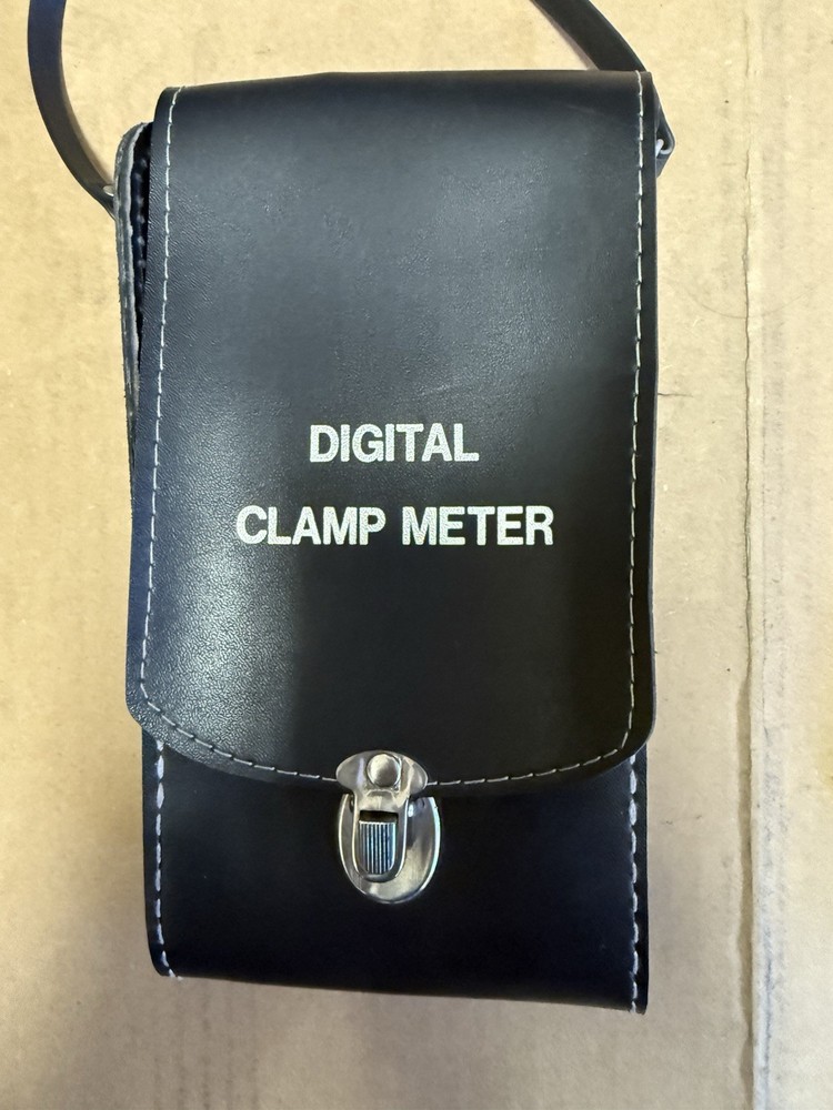EXTECH Digital 400A AC/DC Clamp Meter with Leather Bag, Operation Manual & Cable