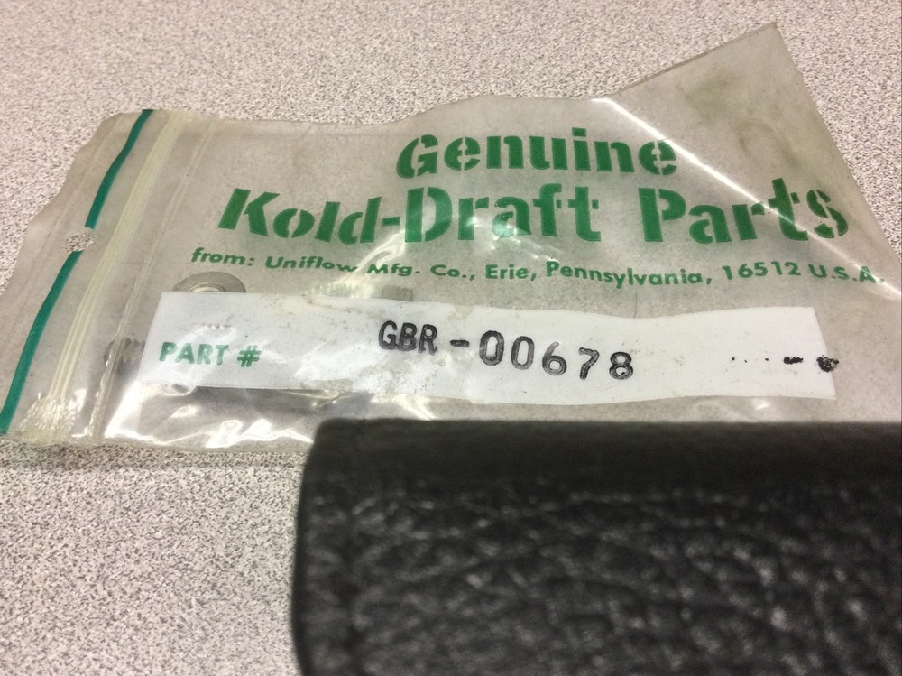 Kold Draft GBR -00678  Front Cover Screw