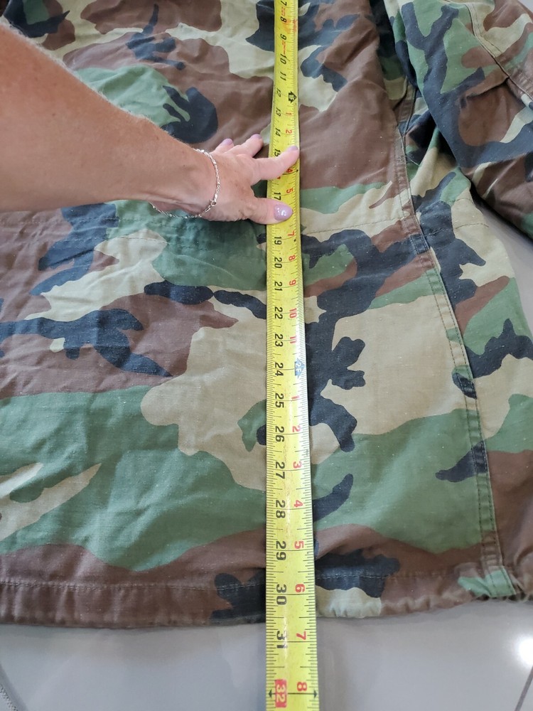 US Military Parka, Cold Weather, Camouflage; Size Medium Long Jacket