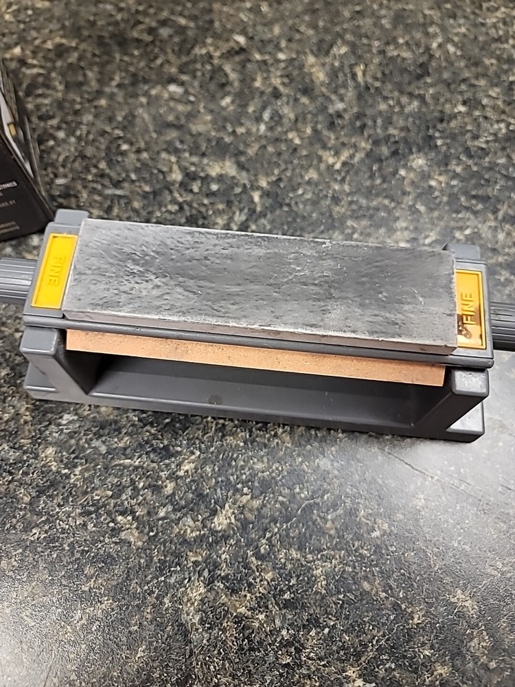 Smith's Sharpener 6" Tri-Hone Sharpening System Med/Fine/Coarse Knives & Tools