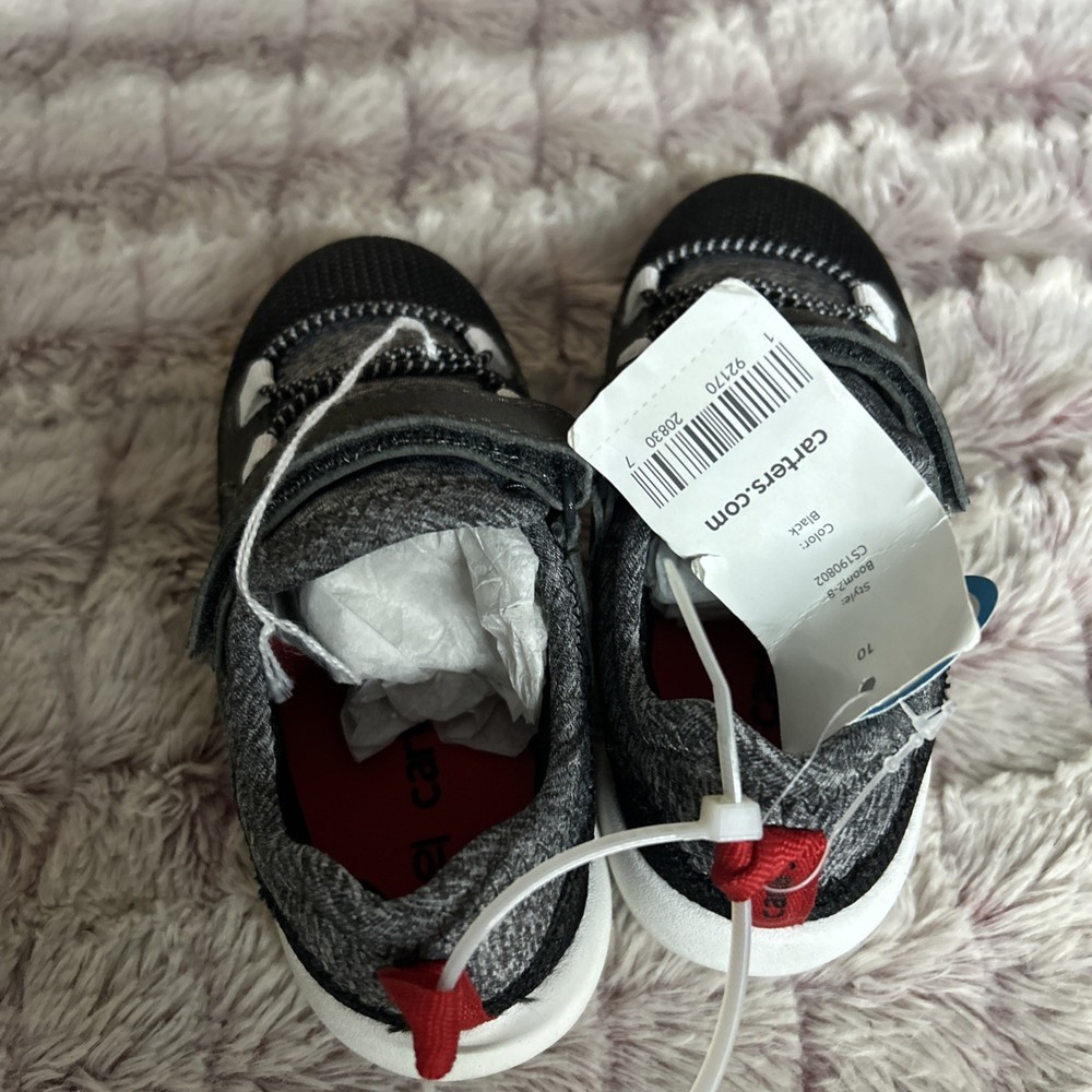 Carter Boy Gray & Black Sneaker Size 10