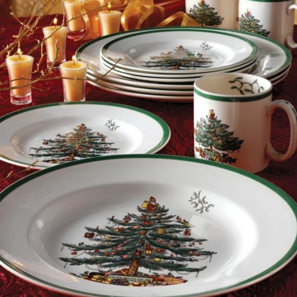 Spode Christmas Tree 12-Piece Dinnerware Set, Service for 4 - Dishwasher Safe