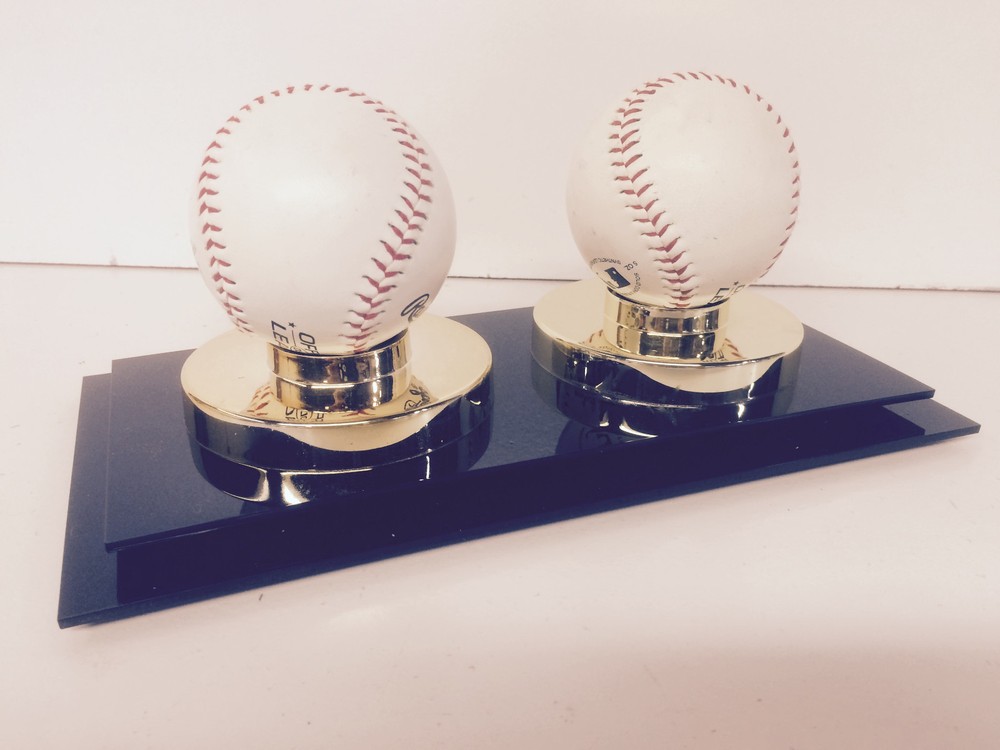 Baseball acrylic plastic display case 2 pack with gold risers