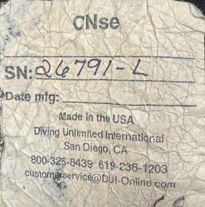 DUI CNSE Dry Suit Large Pre- Owned
