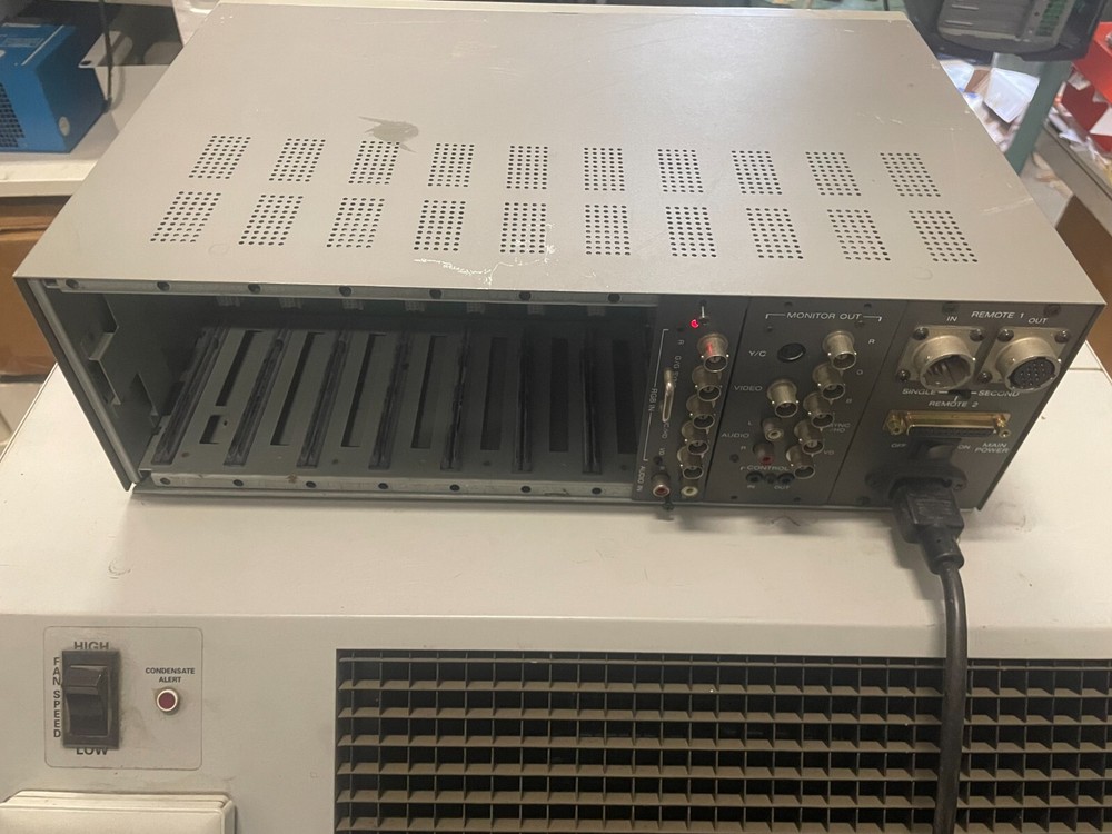 Sony PC-1270 Signal Interface Switcher