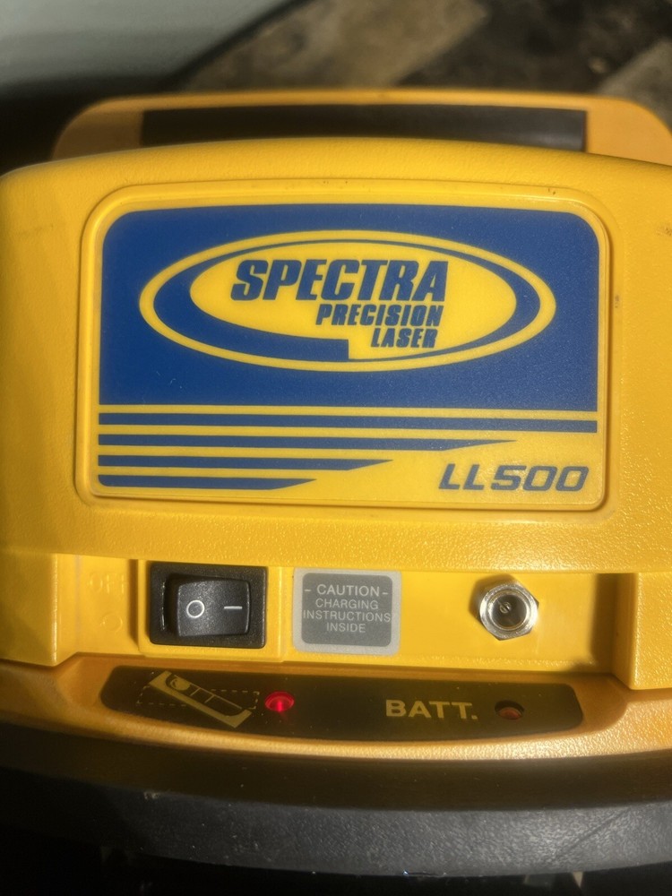Spectra LL500 Self-Leveling Precision Laser with Receiver