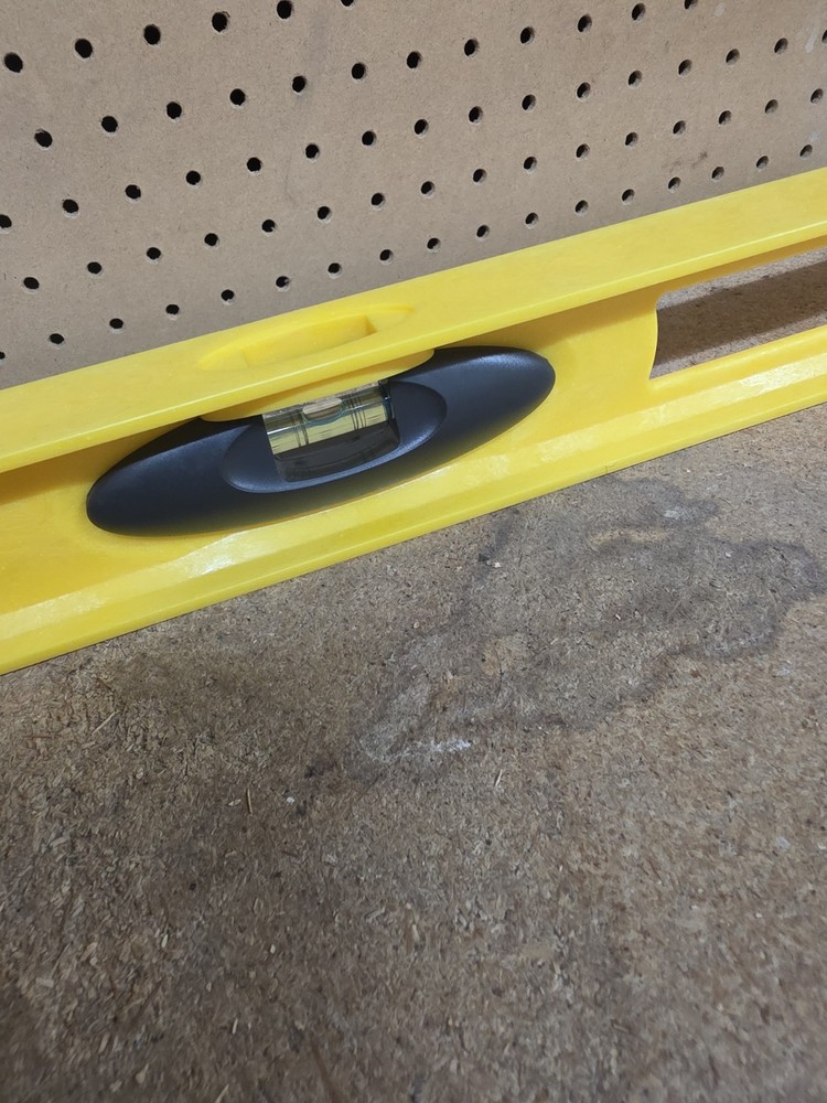 24" Stanley Level