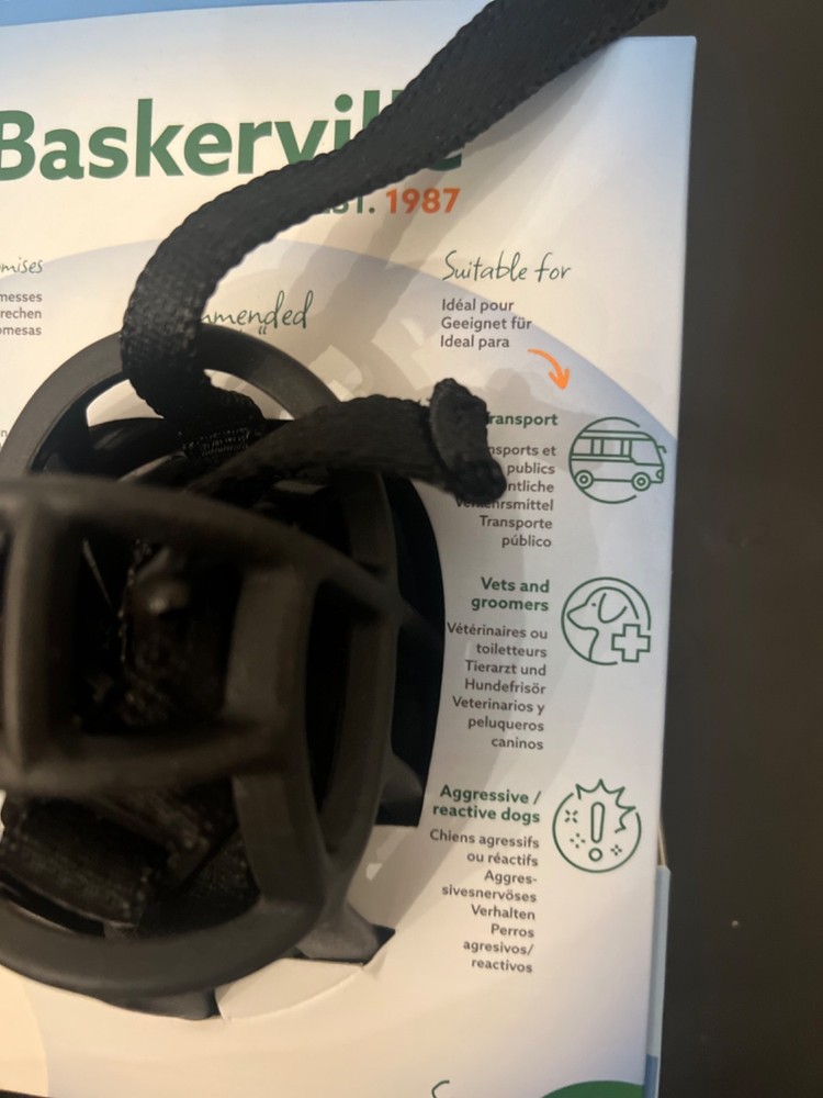 Baskerville Ultra Muzzle Dog Training Accessory Size 2 NEW Unopened Black