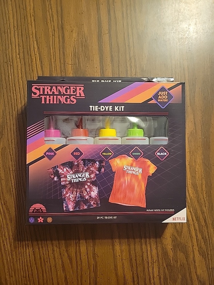 Stranger Things Netflix Tie-dye Kit NEW IN BOX