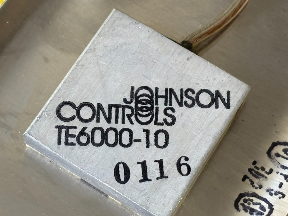 Lot of 9 JOHNSON CONTROLS TE-6000-10 Sensor