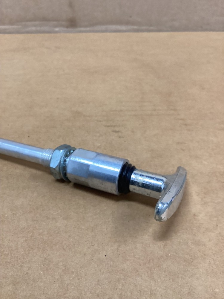 Control cable pull twist/lock 40"L T-handle 5340-01-389-9803